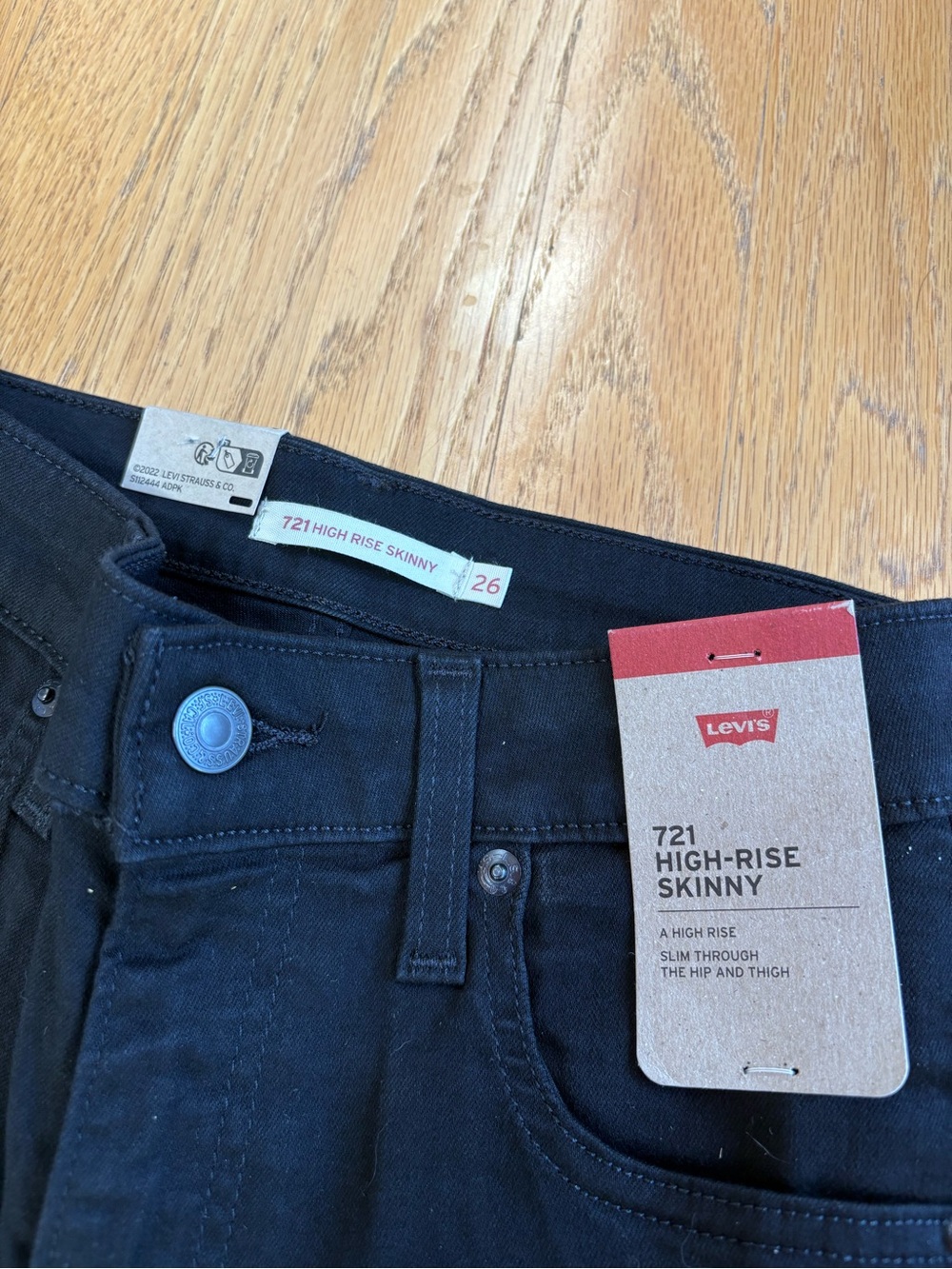 Levi’s 721 High-Rise Skinny Jeans